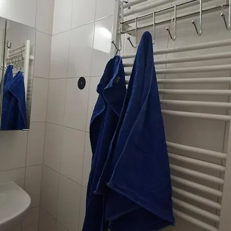Schoene Naehe Hauptbahnhof * Graz
